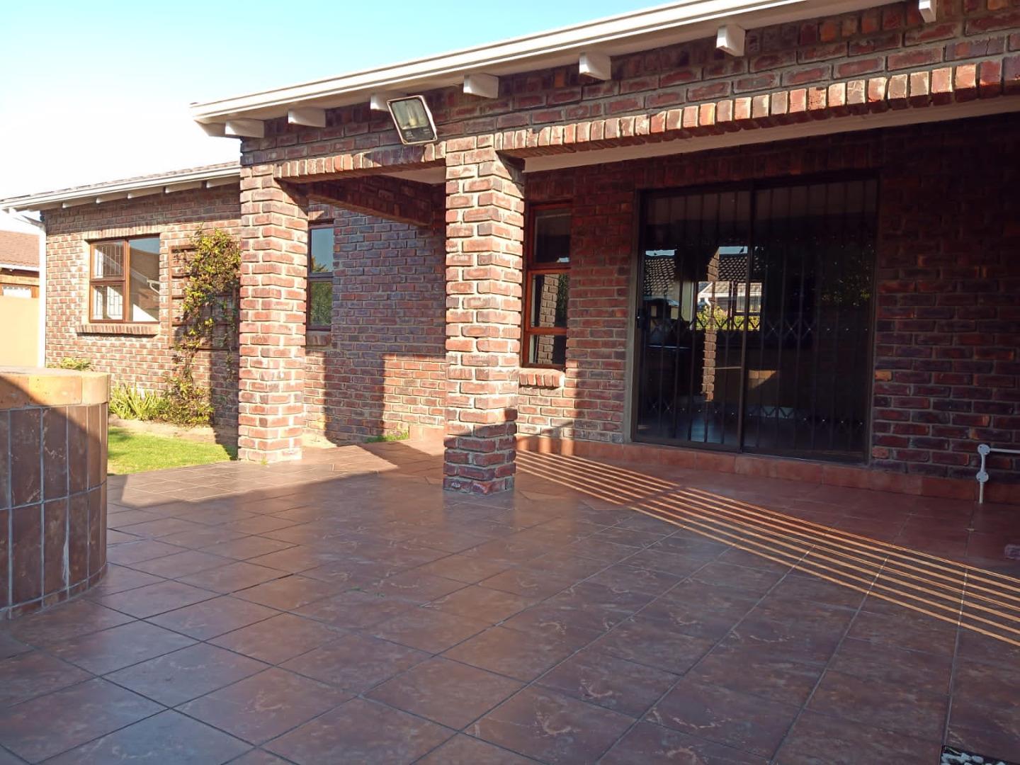 3 Bedroom Simplex for Sale - Eastern Cape